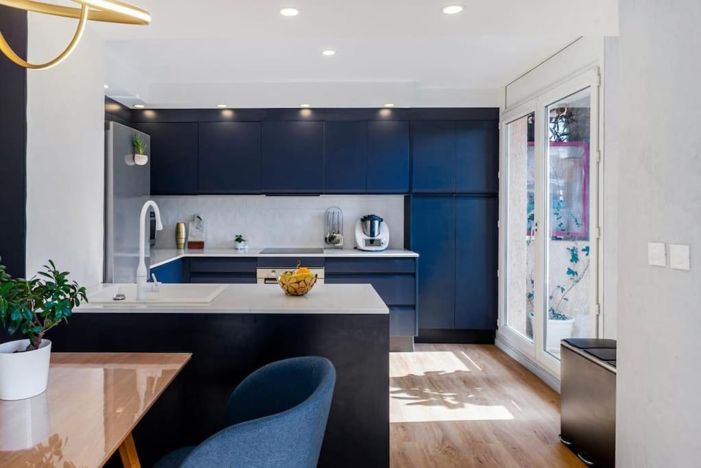 T3 Le Designer 4E-Terrasse-Climatisation & Netflix Apartment Marseille Luaran gambar